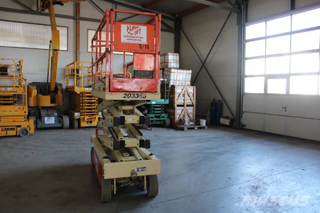JLG 2033 E 3 Schaarhoogwerkers