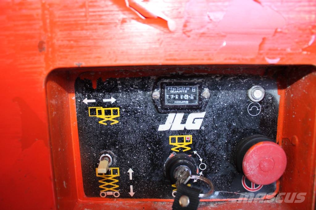 JLG 2033 E 3 Schaarhoogwerkers