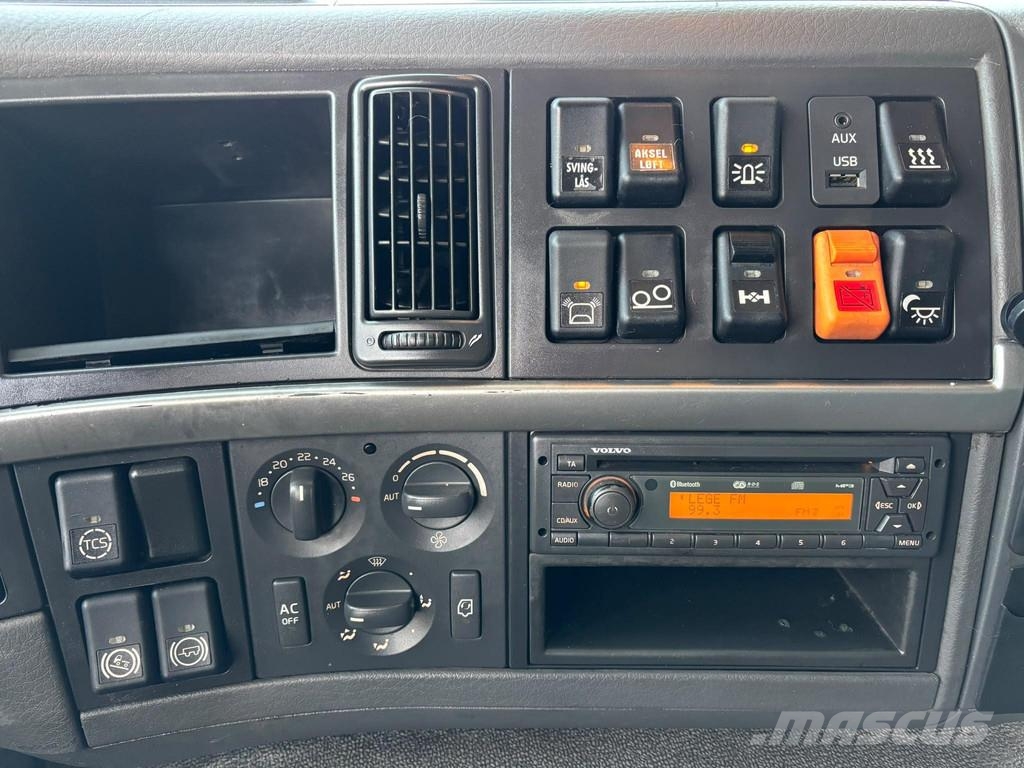 Volvo FM 500 6x2 GLOBE XL / ADR / RETARDER / DOUBLE BOGI Тягачі
