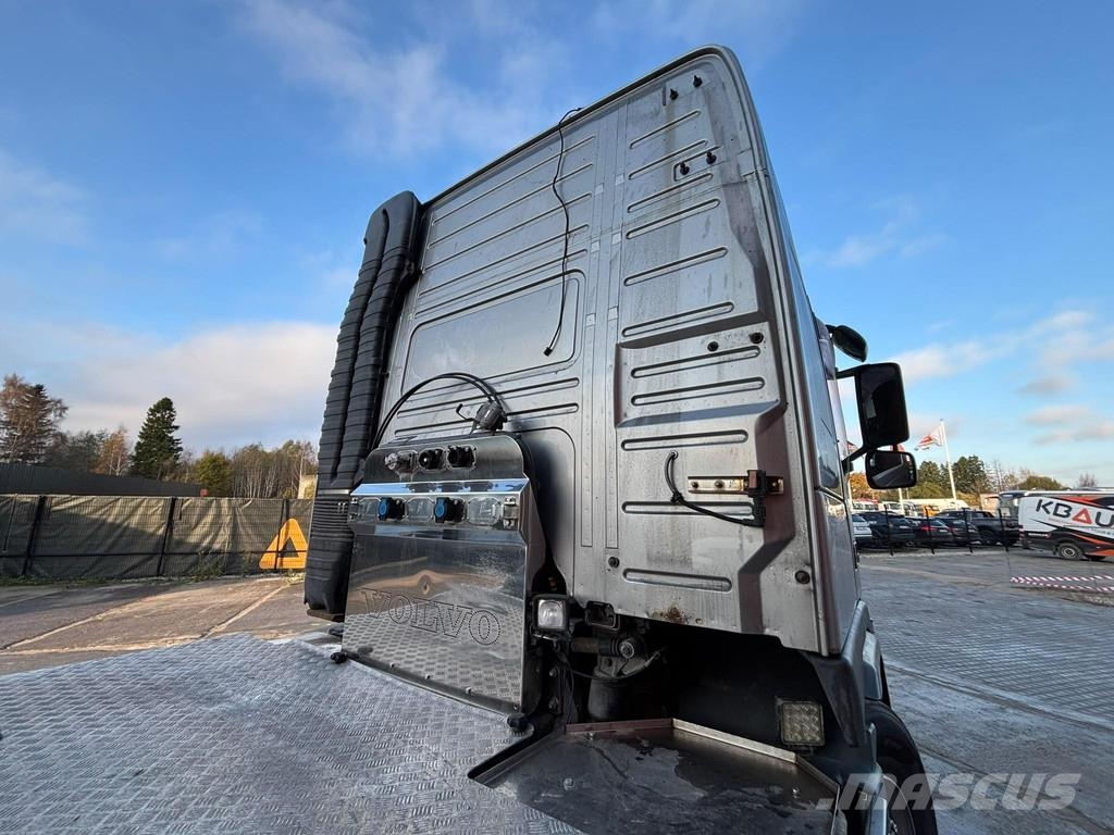 Volvo FM 500 6x2 GLOBE XL / ADR / RETARDER / DOUBLE BOGI Тягачі
