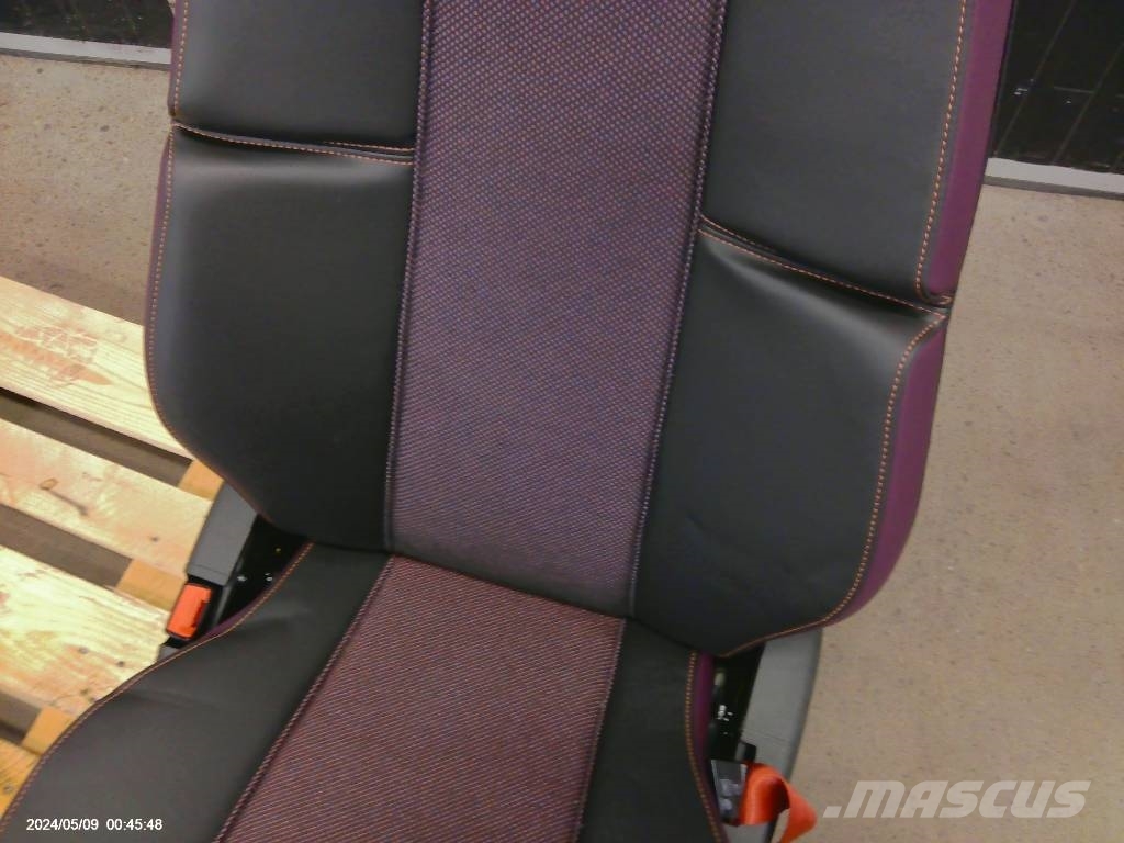 Volvo FM passagerarstol, 23766362 驾驶室与内部