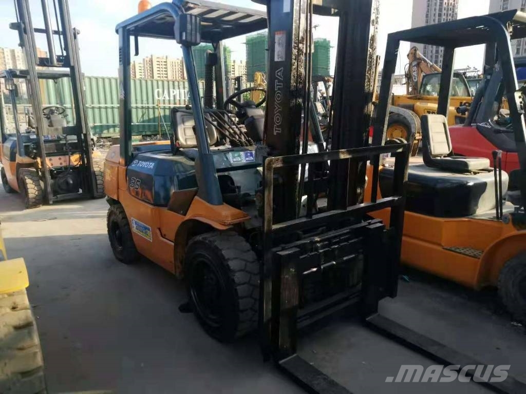 Toyota 35 forklift/Discount price/secondhand/3.5ton/3ton 柴油卡車