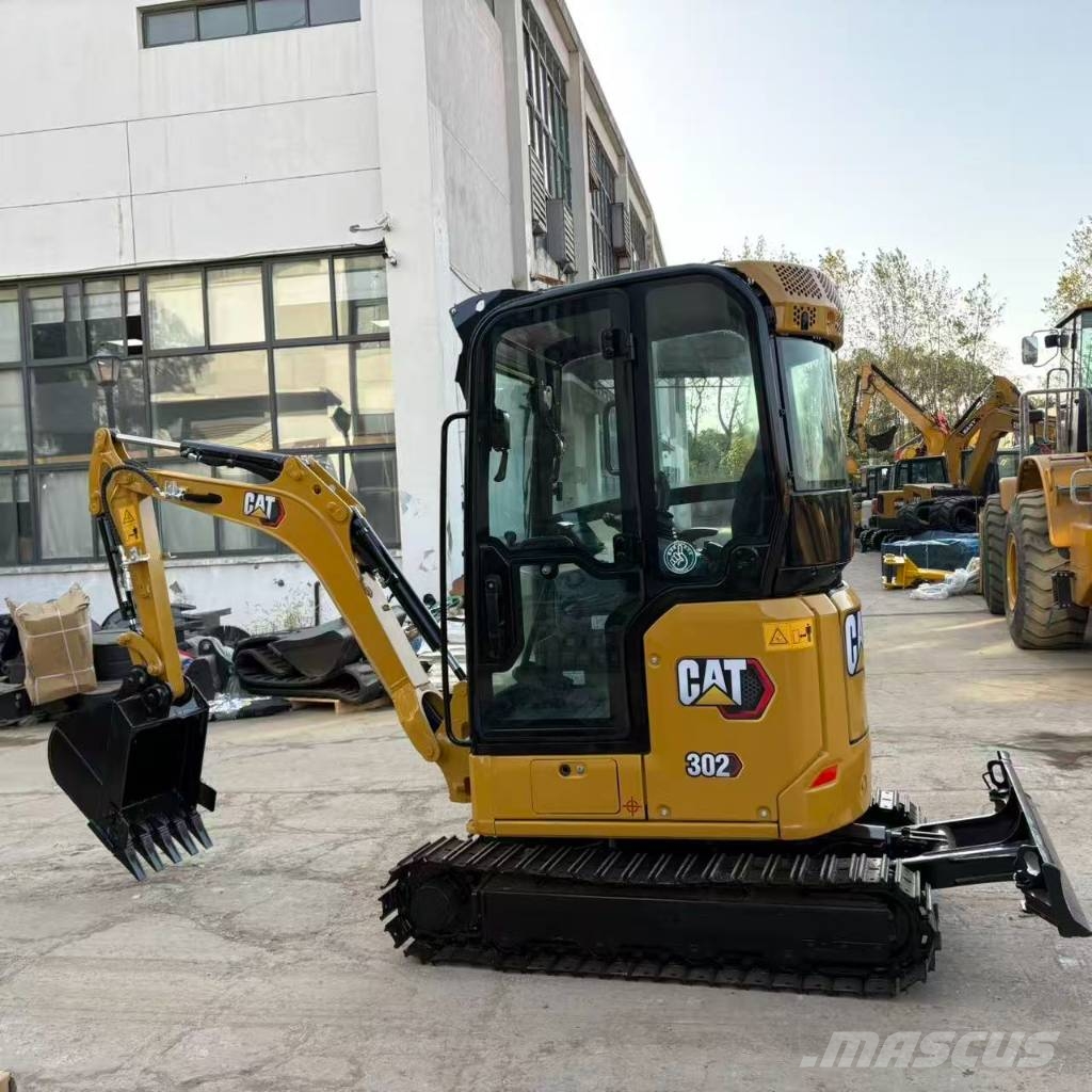 CAT 302 CR Mini ekskavatörler, 7 tona dek