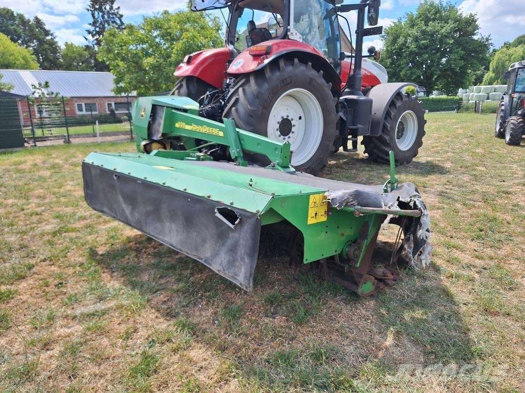 John Deere 328 Uređaji za kosačice