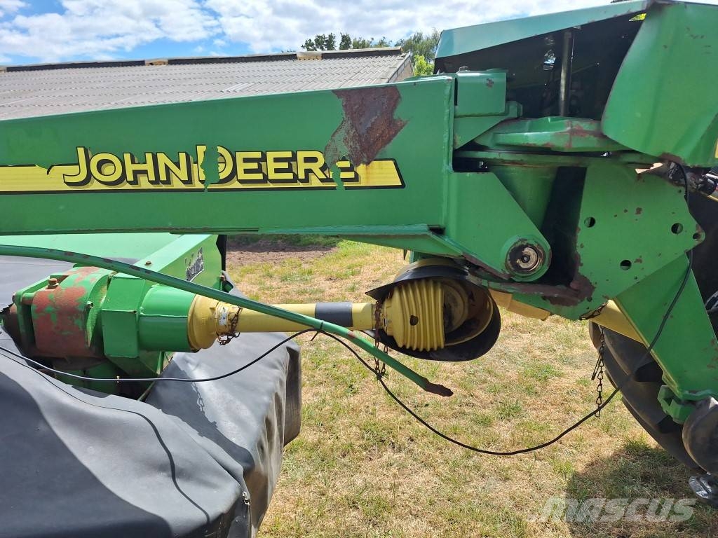 John Deere 328 Uređaji za kosačice