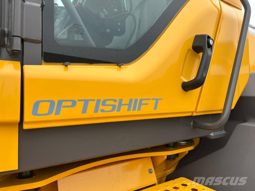 Volvo L 90 H CDC - all hydraulics - Full spec لوادر بعجل