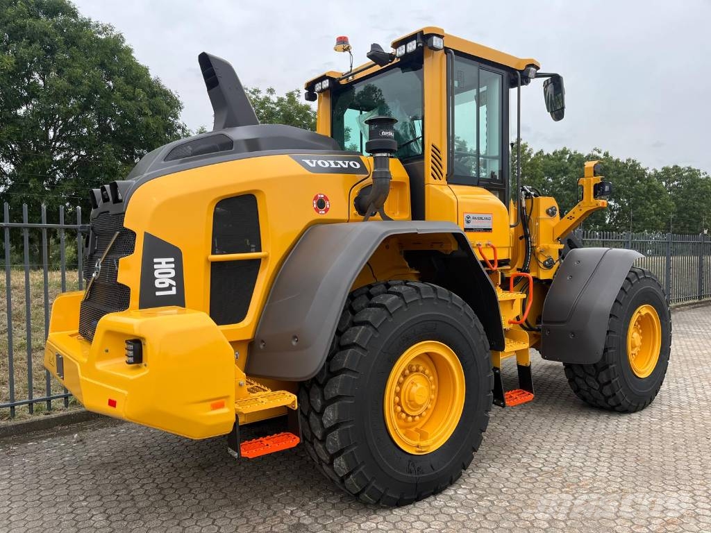 Volvo L 90 H CDC - all hydraulics - Full spec لوادر بعجل