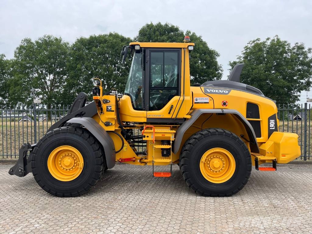 Volvo L 90 H CDC - all hydraulics - Full spec لوادر بعجل