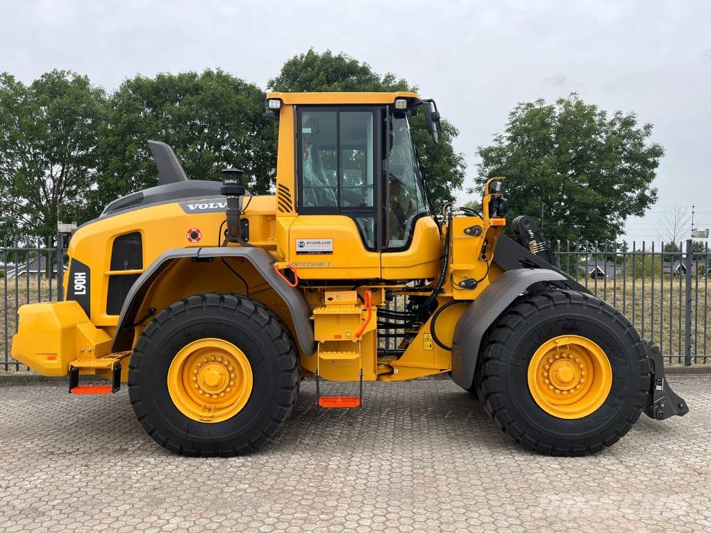 Volvo L 90 H CDC - all hydraulics - Full spec لوادر بعجل