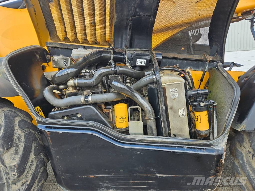 JCB 540-170 Teleskopiniai krautuvai