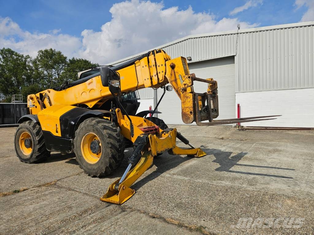 JCB 540-170 Teleskopiniai krautuvai