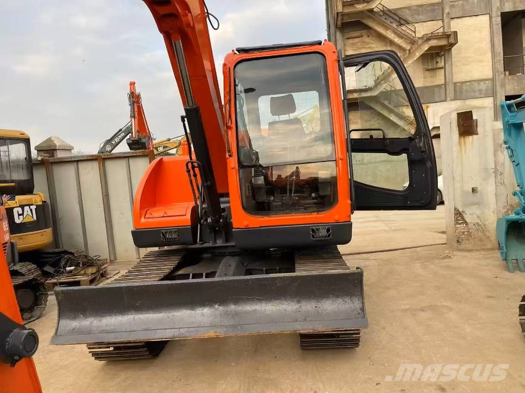 Doosan DX 75-9 C Mini excavatoare < 7t