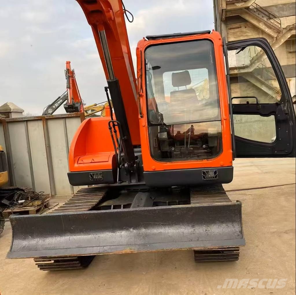 Doosan DX 75-9 C Mini excavatoare < 7t