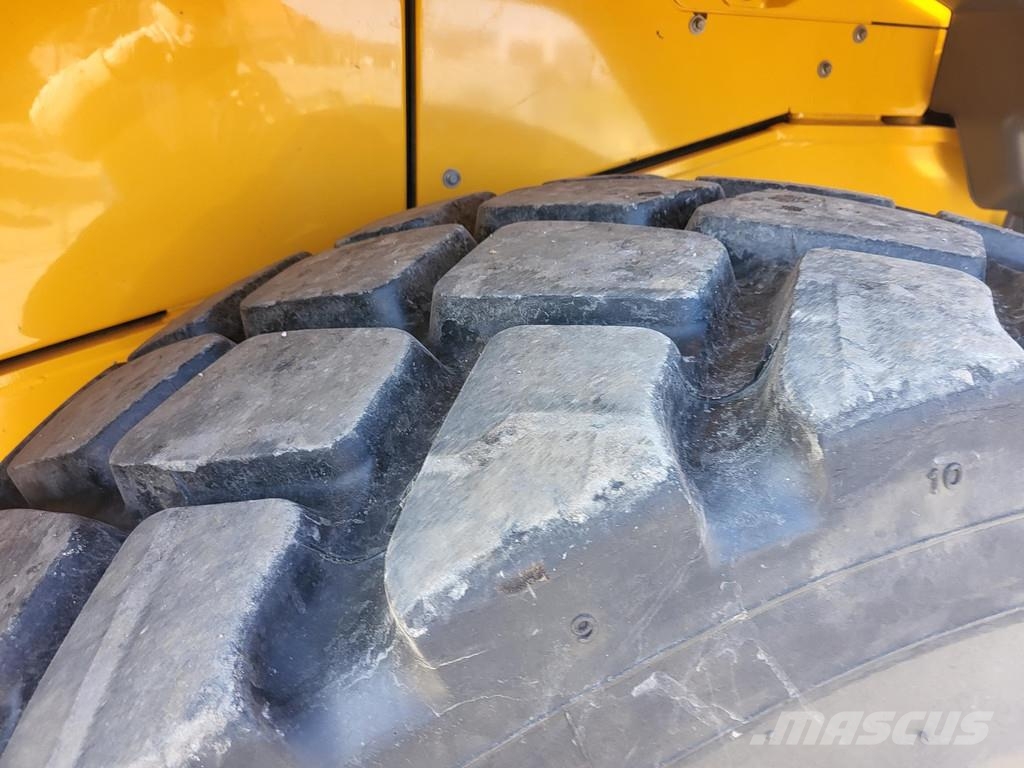 Volvo L110H2 轮式装载机