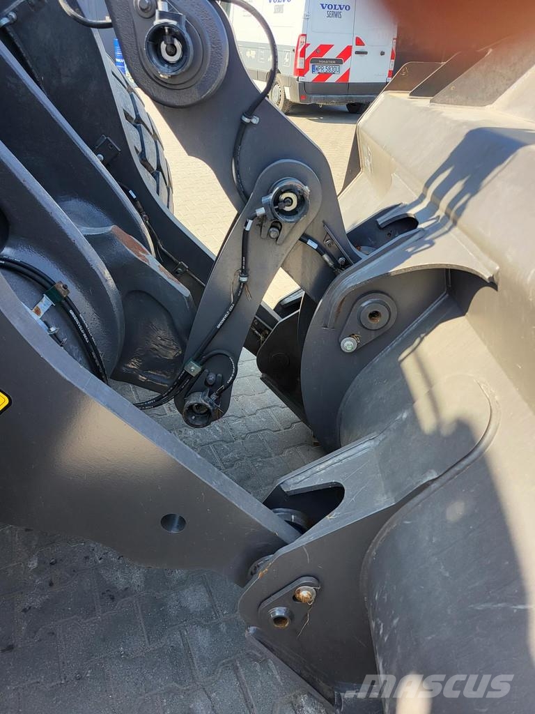 Volvo L110H2 轮式装载机