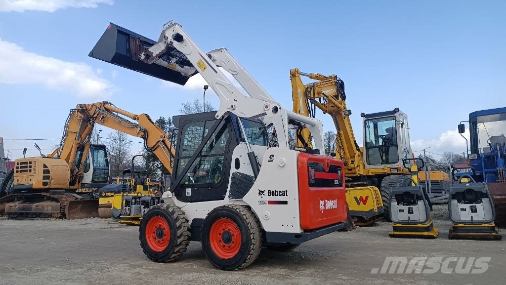Bobcat S 530 S 100 S 130 GEHL 4240 JCB ROBOT Šmykom riadené nakladače
