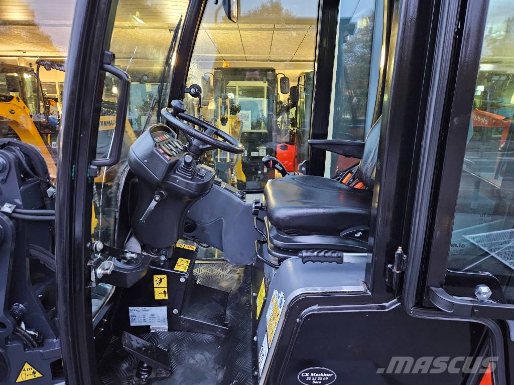 Kubota RT 280 لوادر صغيرة