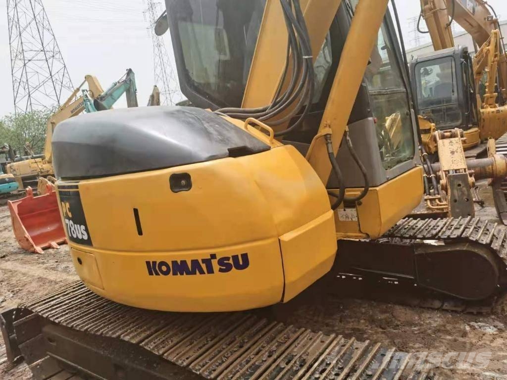 Komatsu PC 78 US-6NO حفارات وسط 7 طن - 12 طن