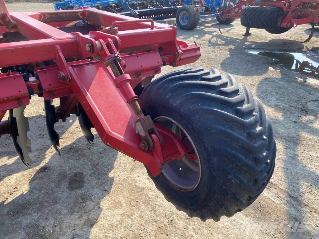 Horsch Joker 8 HD زحافات ساحقة