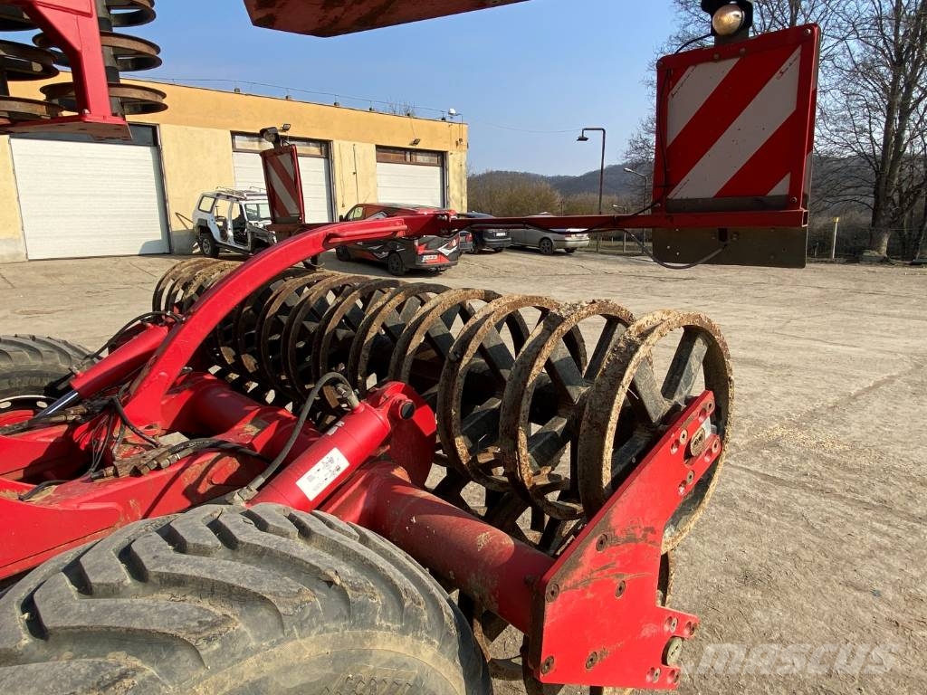 Horsch Joker 8 HD زحافات ساحقة