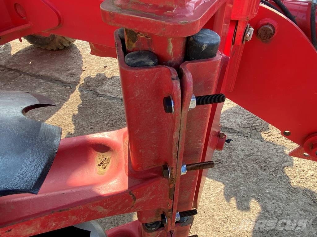 Horsch Joker 8 HD زحافات ساحقة
