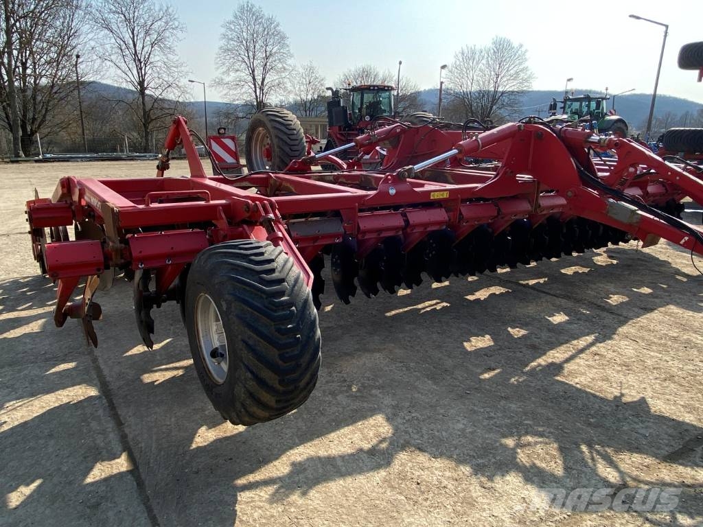 Horsch Joker 8 HD زحافات ساحقة