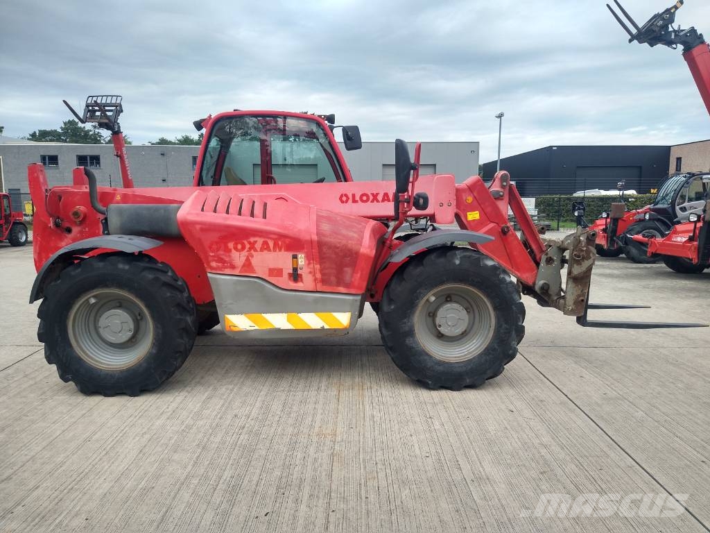 JCB 531-70 (777) مناولات متداخلة
