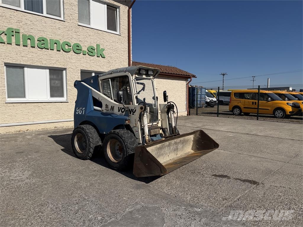 VIN 109 - BOBEK NOVOTNÝ B961 nakladač 4x4 s TP a TEČ V Skid steer mini nakladalci