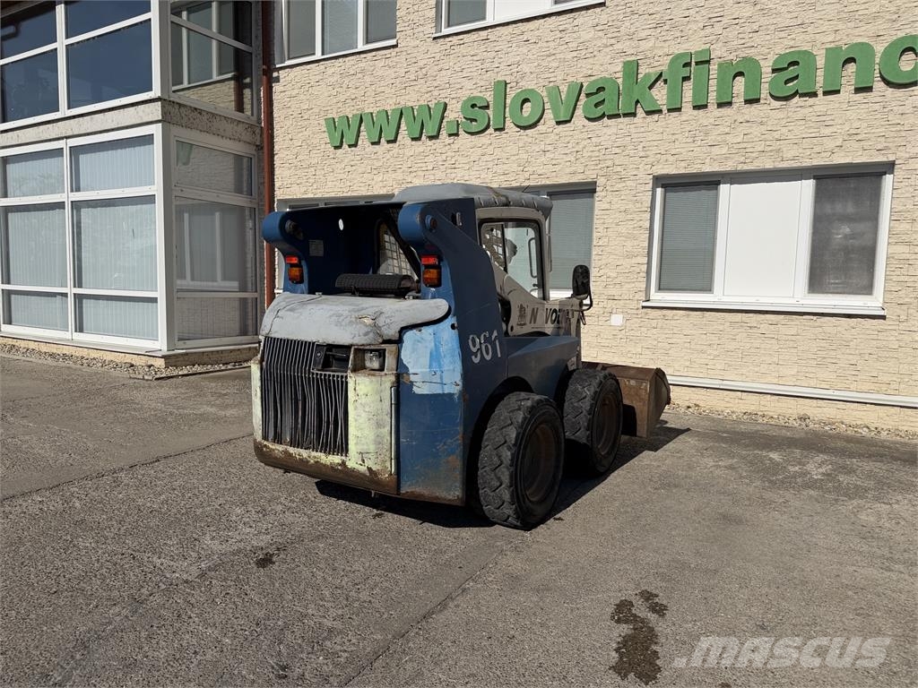 VIN 109 - BOBEK NOVOTNÝ B961 nakladač 4x4 s TP a TEČ V Skid steer mini nakladalci