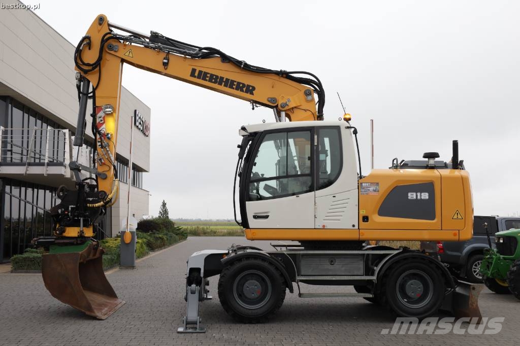 Liebherr A 918 Litronic Ratasekskavaatorid