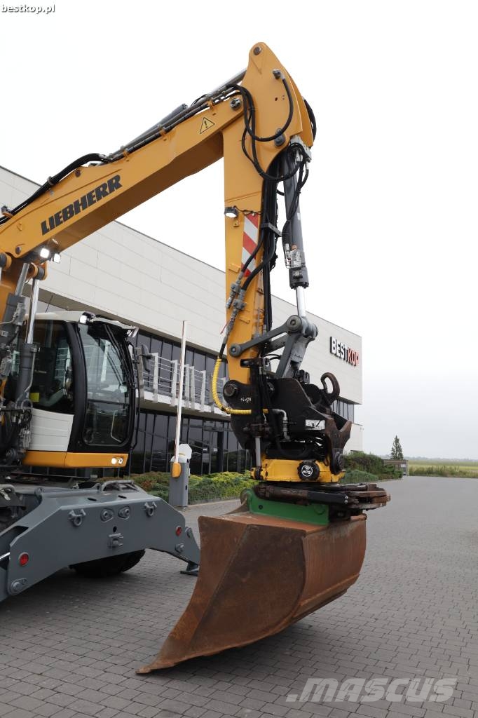 Liebherr A 918 Litronic Ratasekskavaatorid