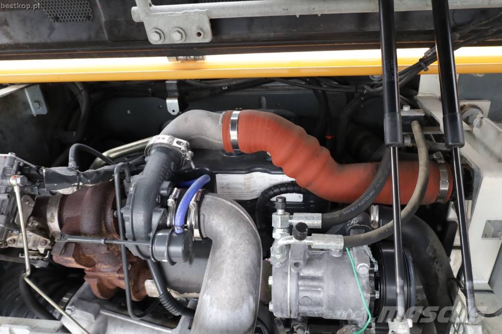 Liebherr A 918 Litronic Ratasekskavaatorid