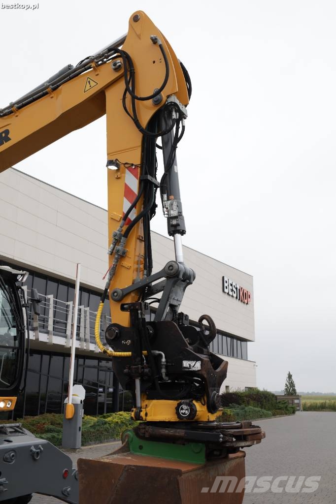Liebherr A 918 Litronic Ratasekskavaatorid