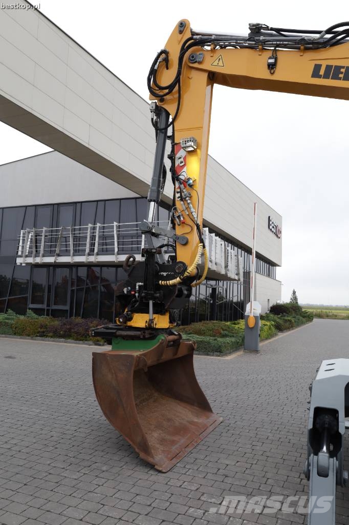 Liebherr A 918 Litronic Ratasekskavaatorid