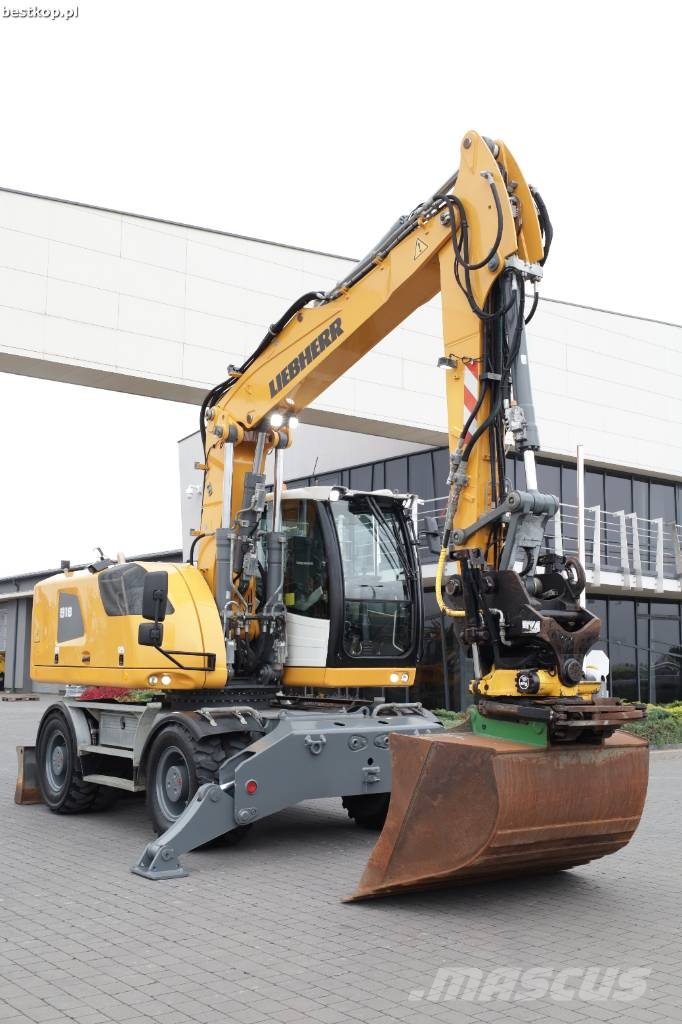 Liebherr A 918 Litronic Ratasekskavaatorid