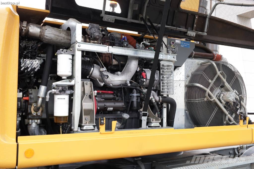 Liebherr A 918 Litronic Ratasekskavaatorid