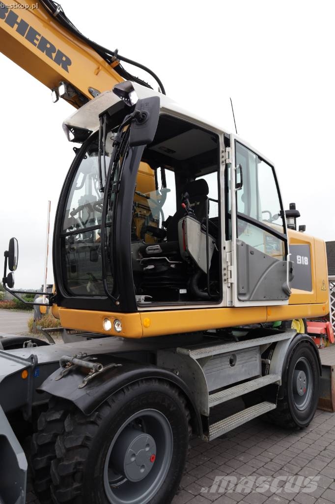 Liebherr A 918 Litronic Ratasekskavaatorid