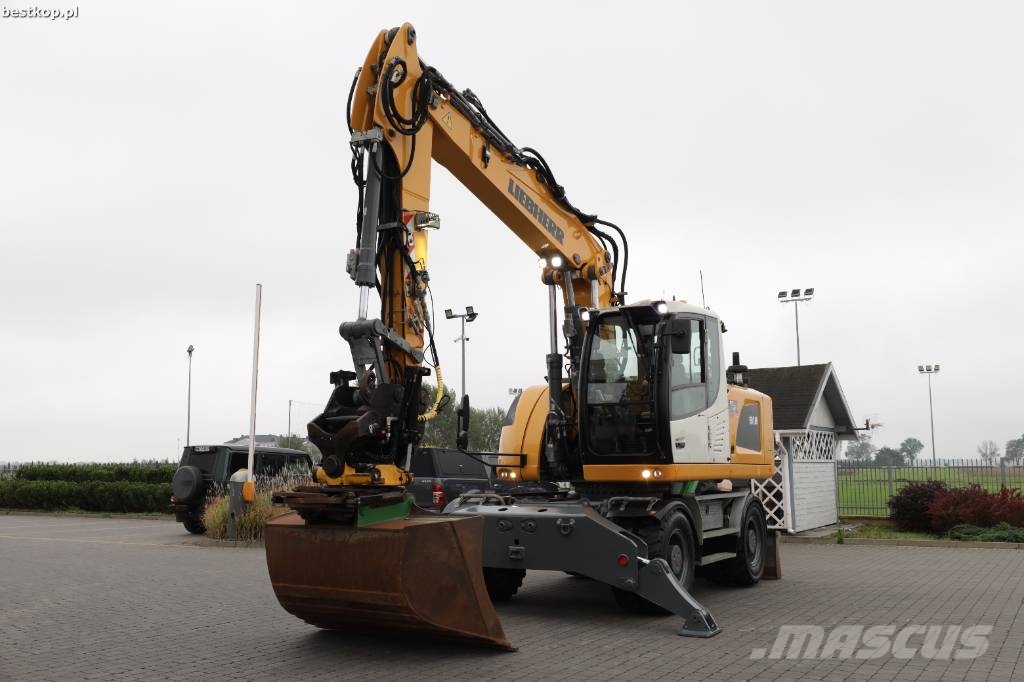 Liebherr A 918 Litronic Ratasekskavaatorid
