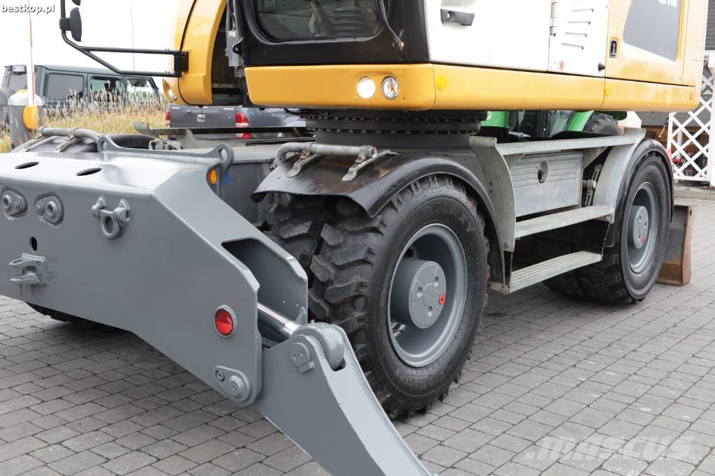 Liebherr A 918 Litronic Ratasekskavaatorid