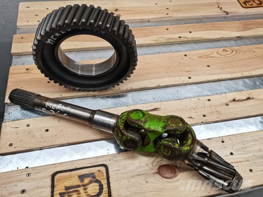Merlo P 32.6 reducer Assen