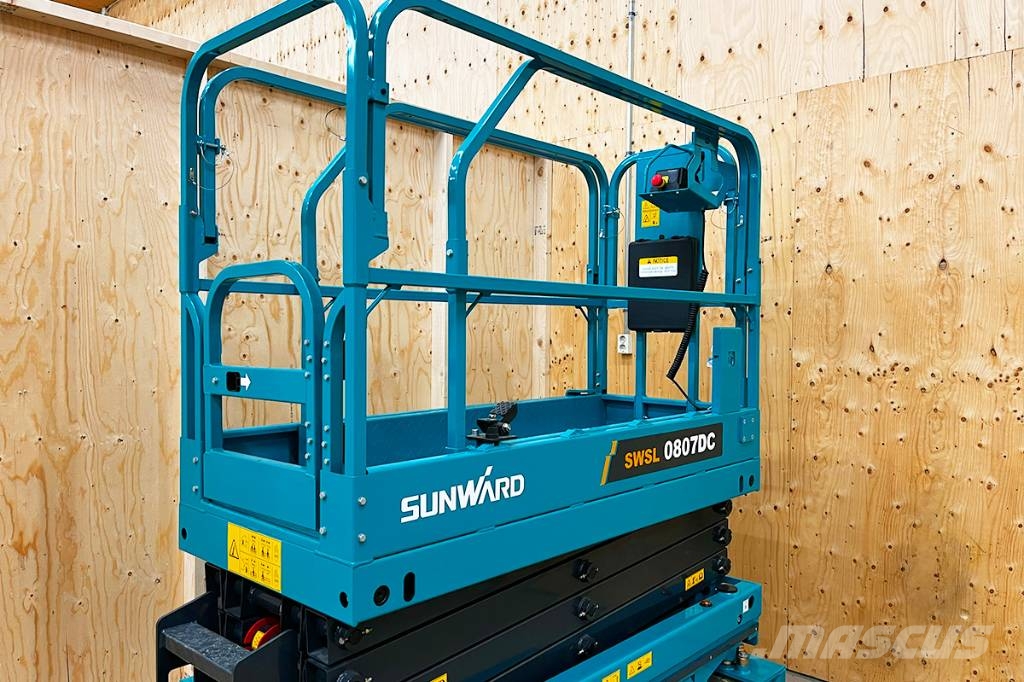 Sunward SWSL 0807 DC Plataformas tijera