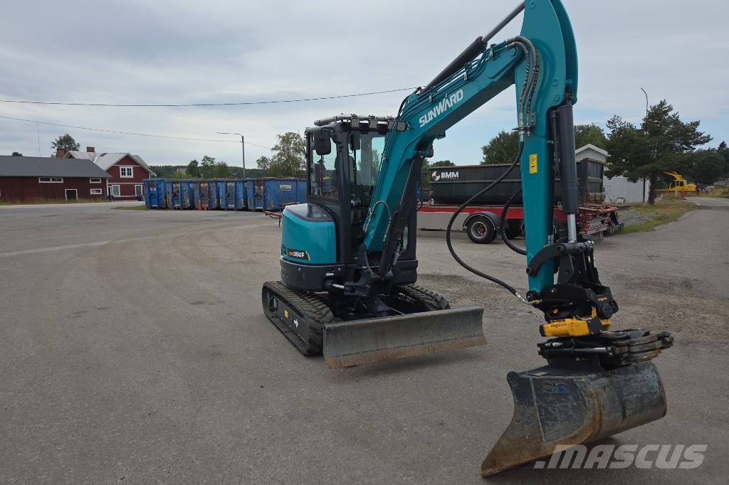 Sunward SWE 35UF Minigrävare med tiltrotator och grip Minigrävare < 7t