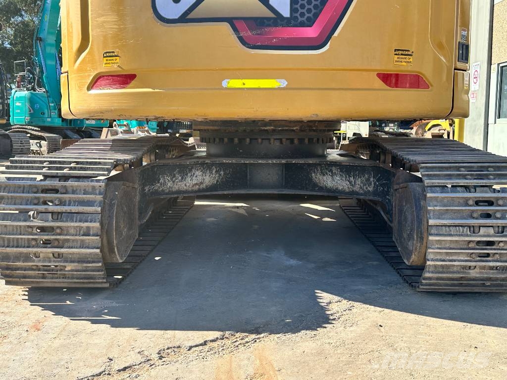 CAT 325 Crawler excavators