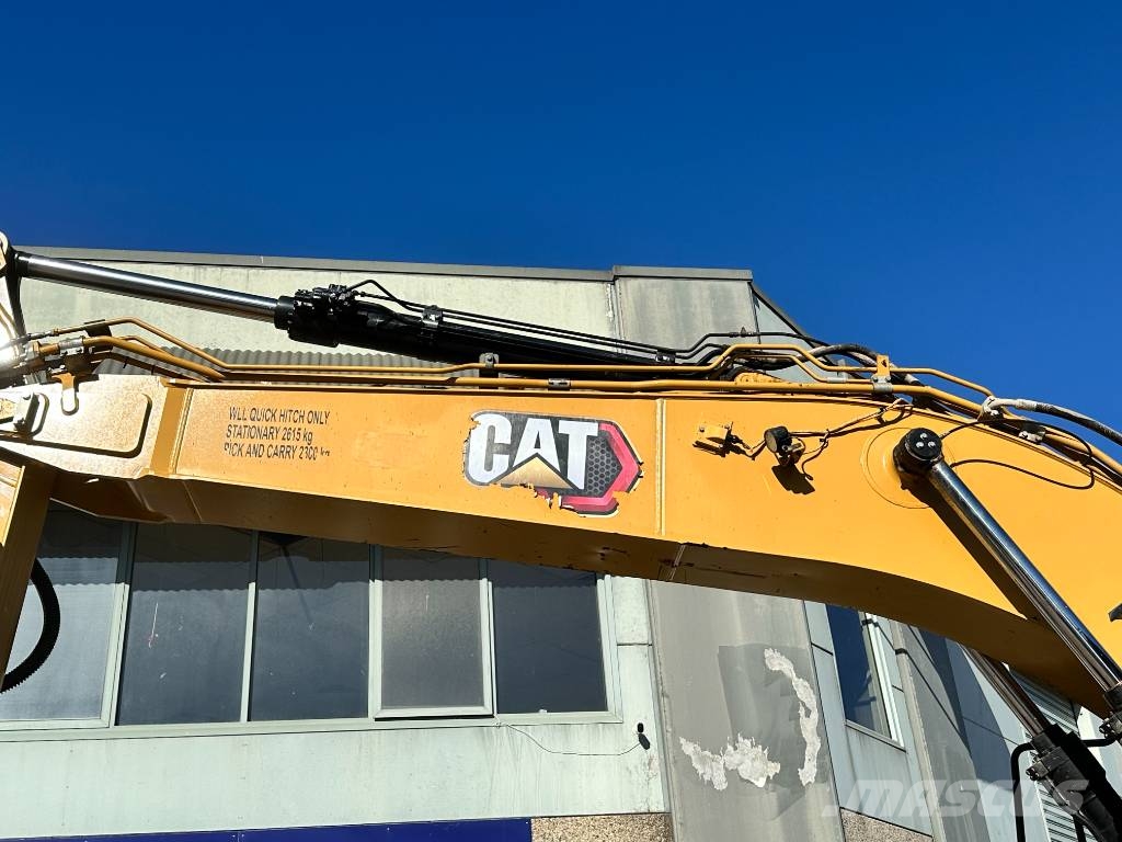 CAT 325 Crawler excavators