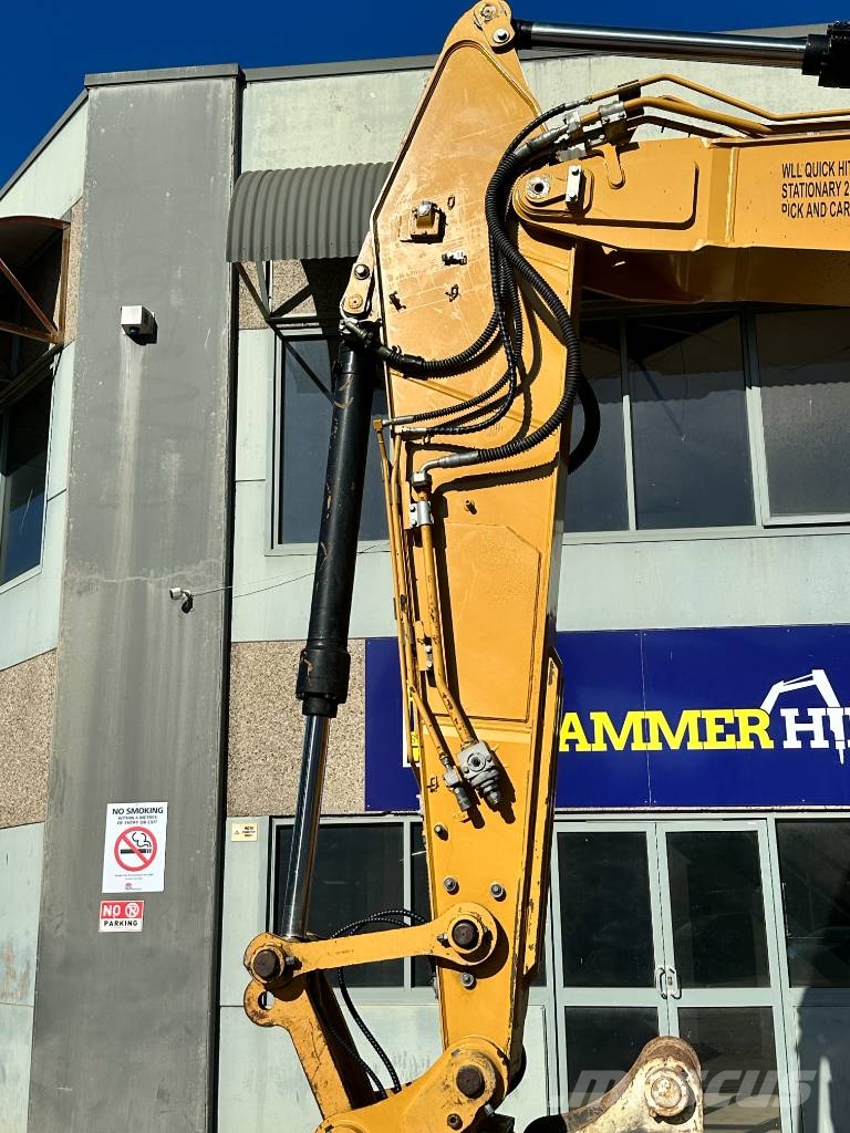 CAT 325 Crawler excavators