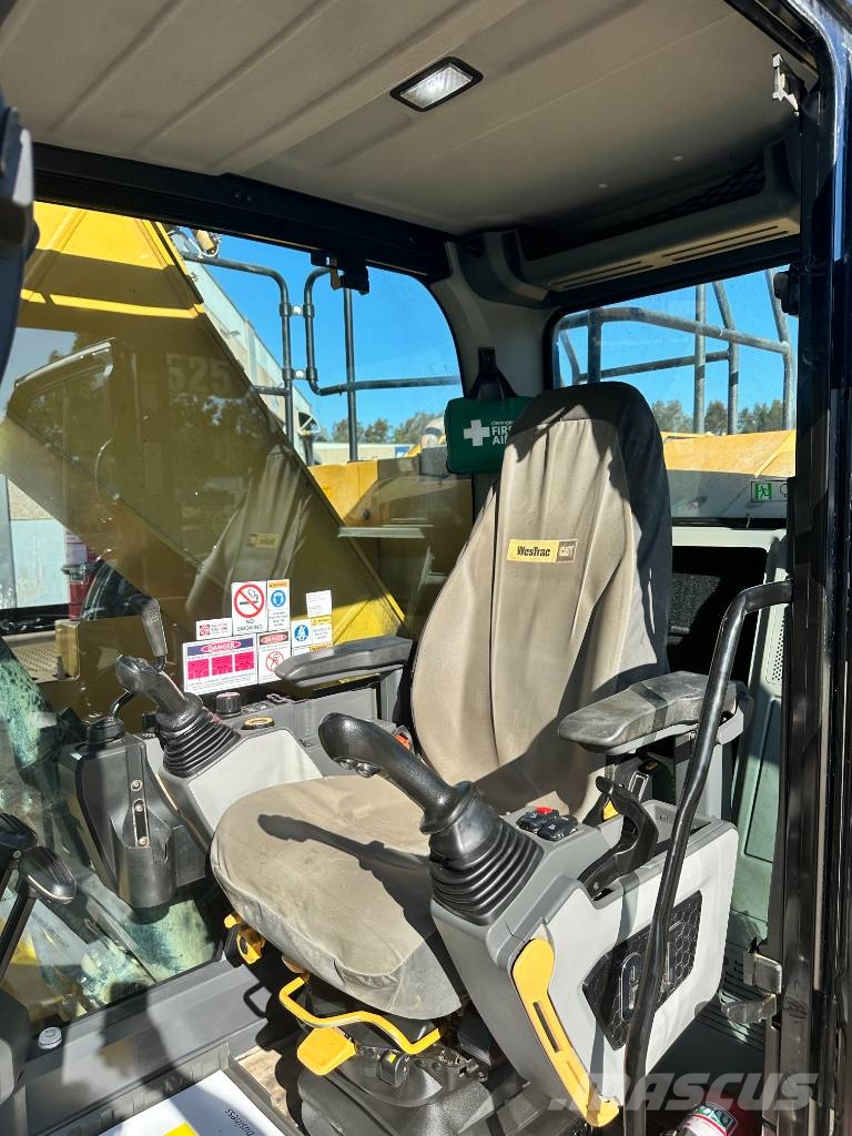CAT 325 Crawler excavators