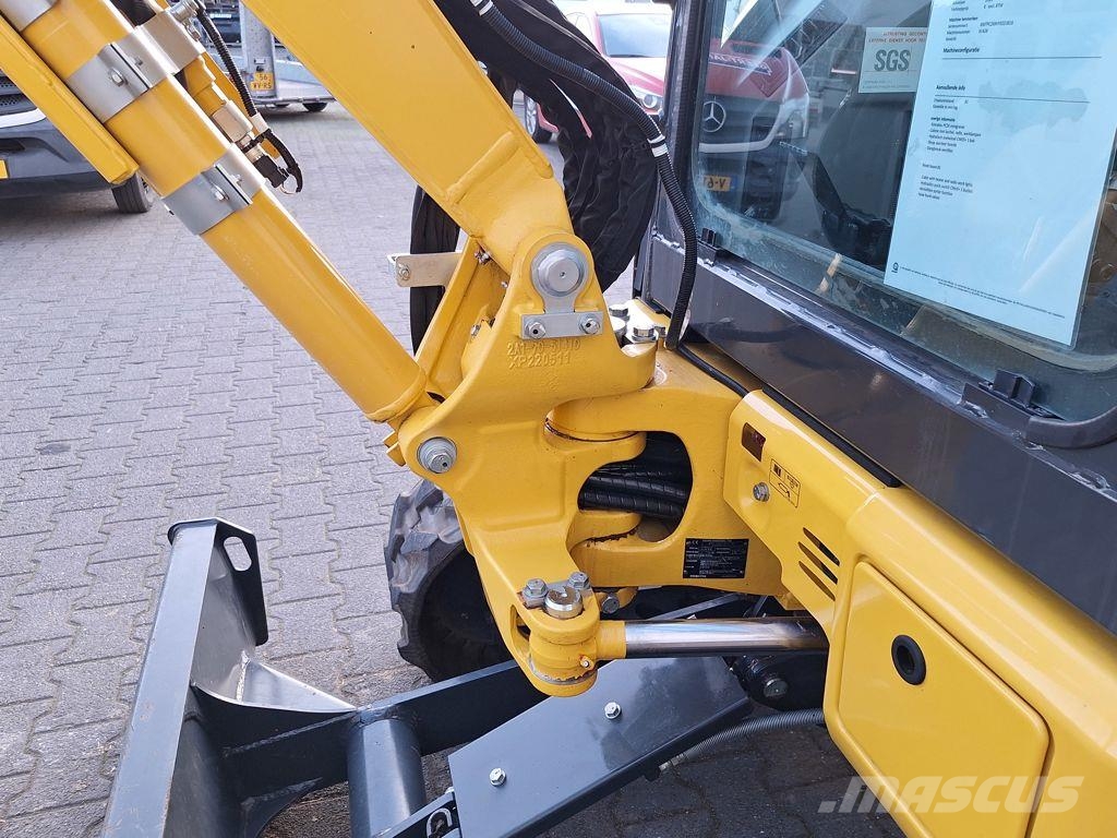 Komatsu PC26 حفارات صغيرة أقل من 7 طن (حفارات صغيرة)