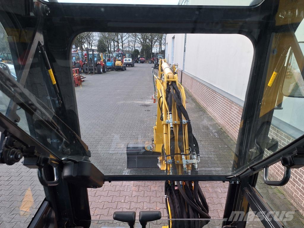 Komatsu PC26 حفارات صغيرة أقل من 7 طن (حفارات صغيرة)
