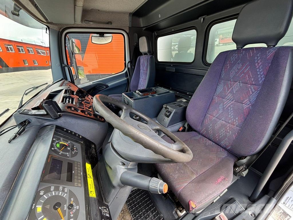 Mercedes-Benz Atego 818 4x2 PK 2900 / BOX L=3823 Smagās mašīnas ar celtni