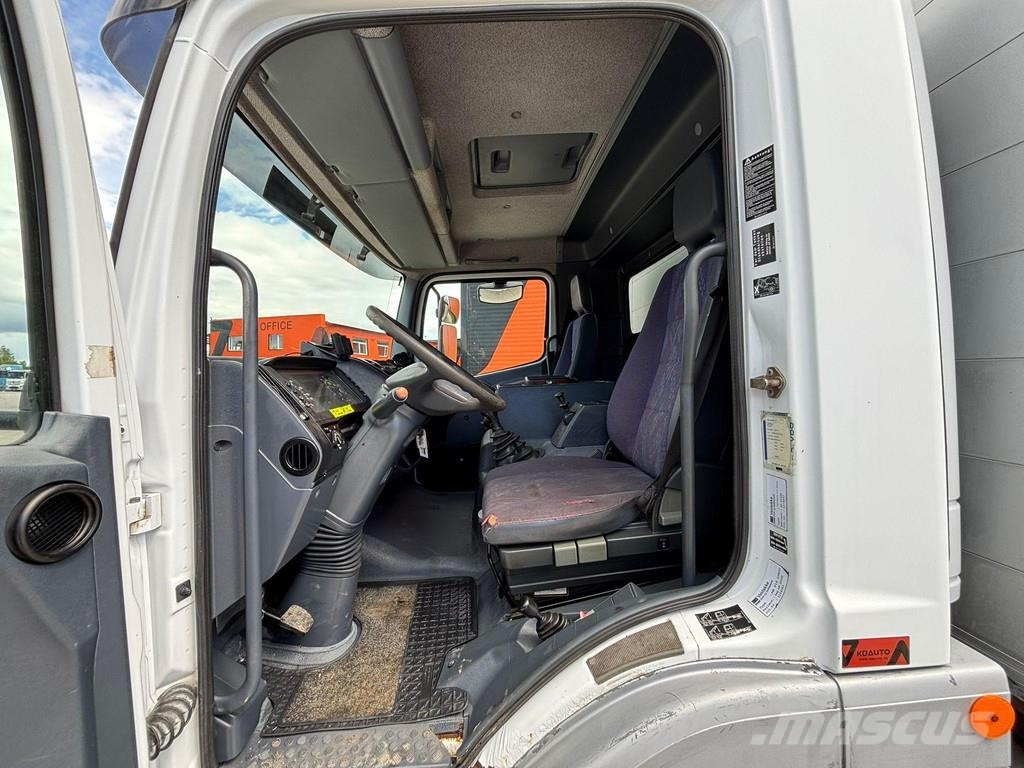 Mercedes-Benz Atego 818 4x2 PK 2900 / BOX L=3823 Smagās mašīnas ar celtni
